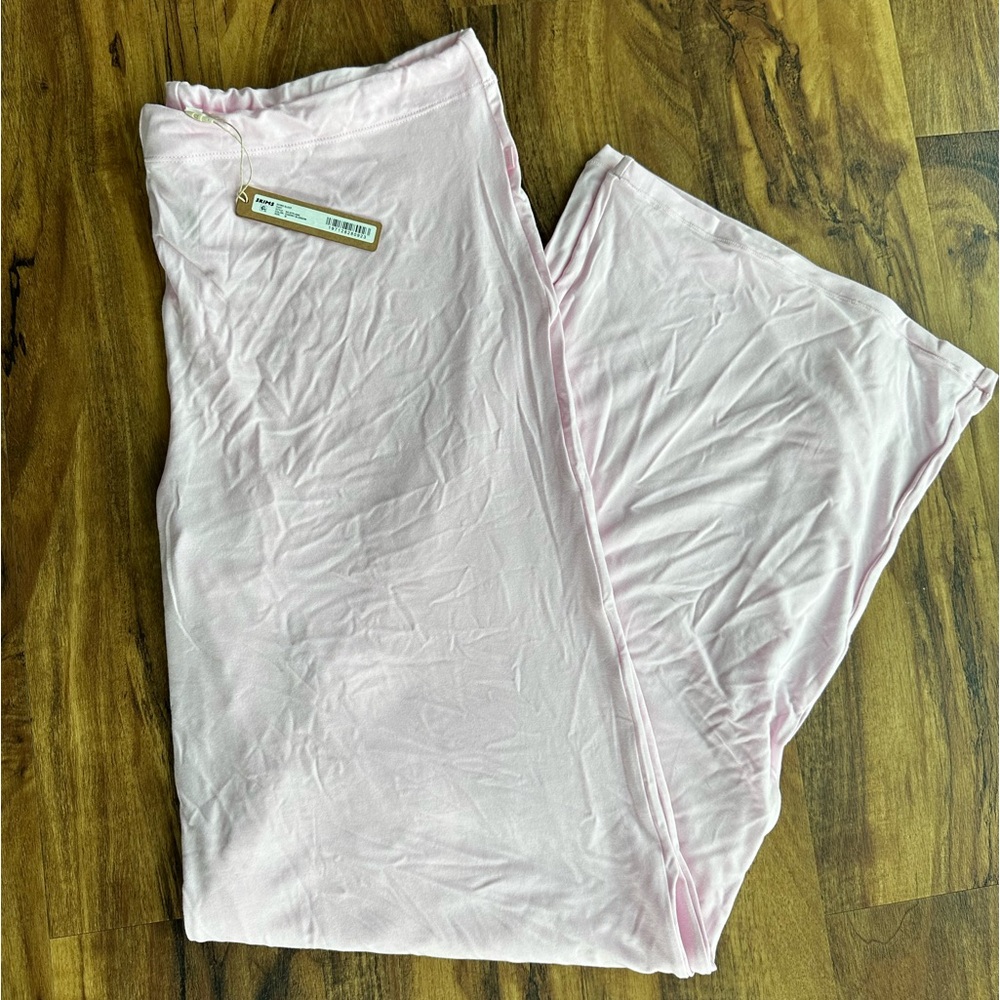 NWT! SKIMS sleep pants
